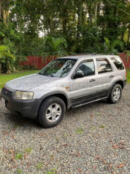 Excelente Ford Explorer 2003 lleno