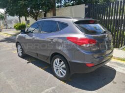 Excelente Hyundai Tucson 2010 lleno