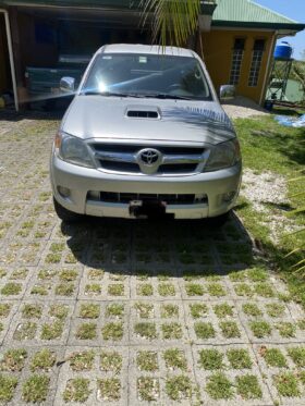 Muy Bueno Toyota HiLux 2008