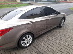 Bueno Hyundai Accent Blue 2012