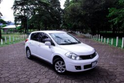 Impecable Nissan Tiida 2012 lleno