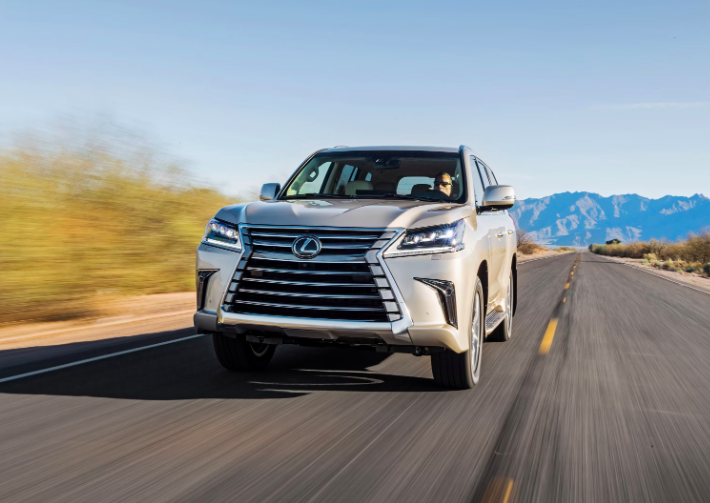 El nuevo Lexus Land Cruiser de lujo se ha retrasado