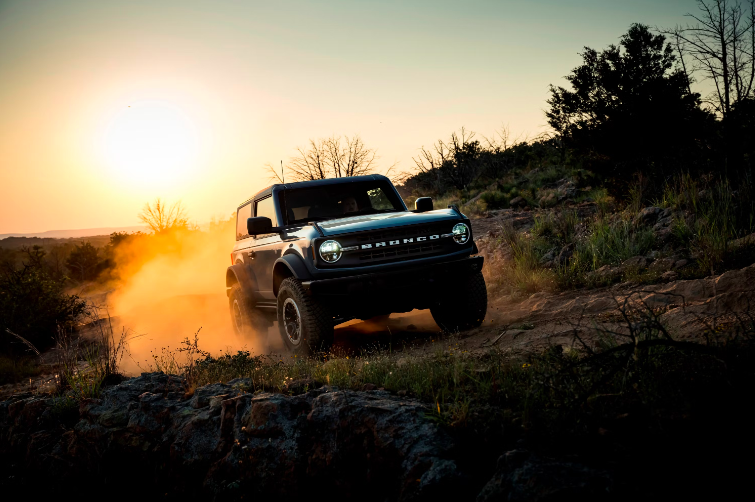 Ford quiere agradecer a pacientes compradores de bronco con bourbon