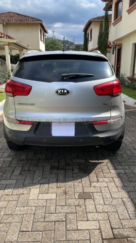 Excelente Kia Sportage 2015