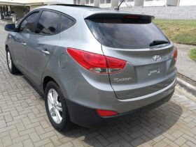 Excelente Hyundai Tucson 2011