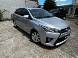 Excelente Toyota Yaris 2017 lleno