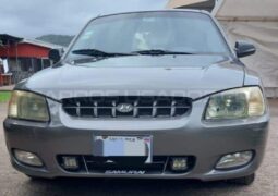 Excelente Hyundai Accent 2002 lleno