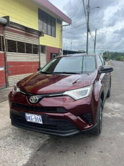 Excelente Toyota RAV4 2017 lleno