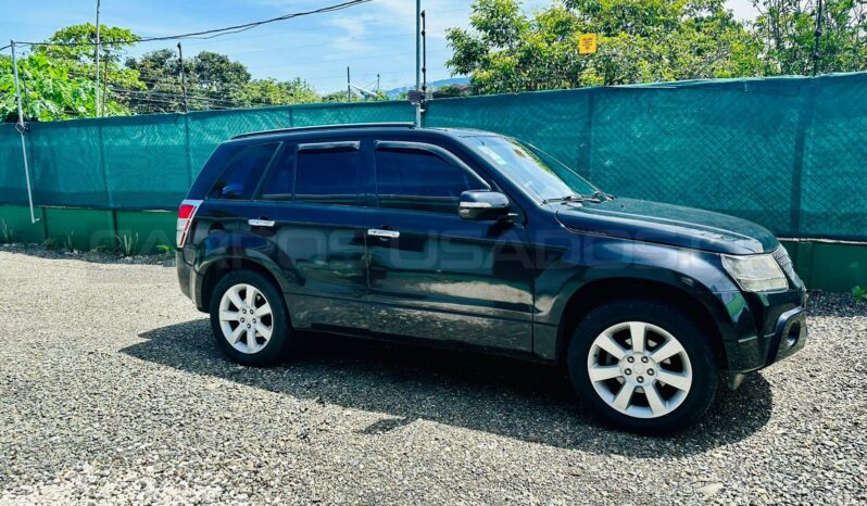 Excelente Suzuki Grand vitara 2011 lleno