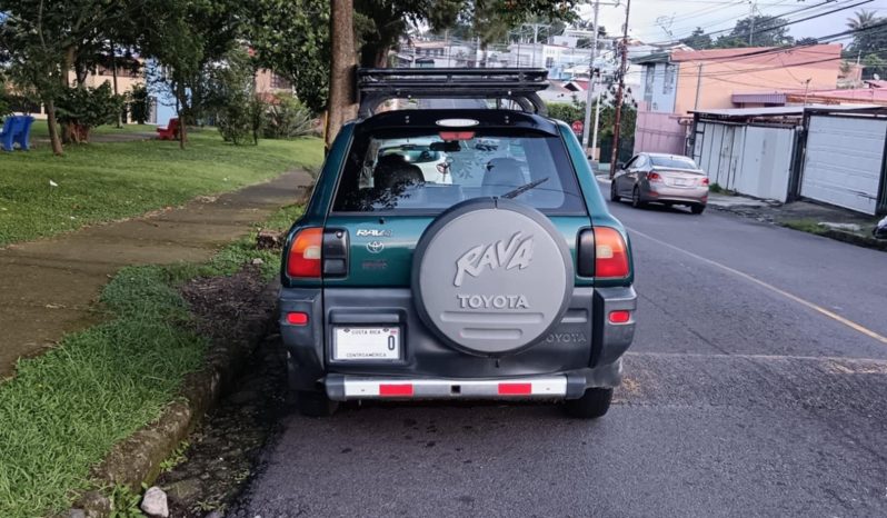 Bueno 1997 Toyota RAV4 lleno