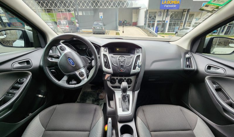 Excelente 2012 Ford Focus (International) lleno