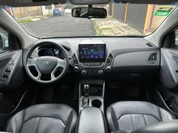 Excelente 2015 Hyundai Tucson lleno