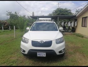 Excelente 2011 Hyundai Santa Fe