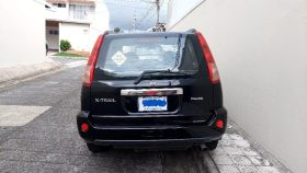 Excelente 2009 Nissan X-Trail