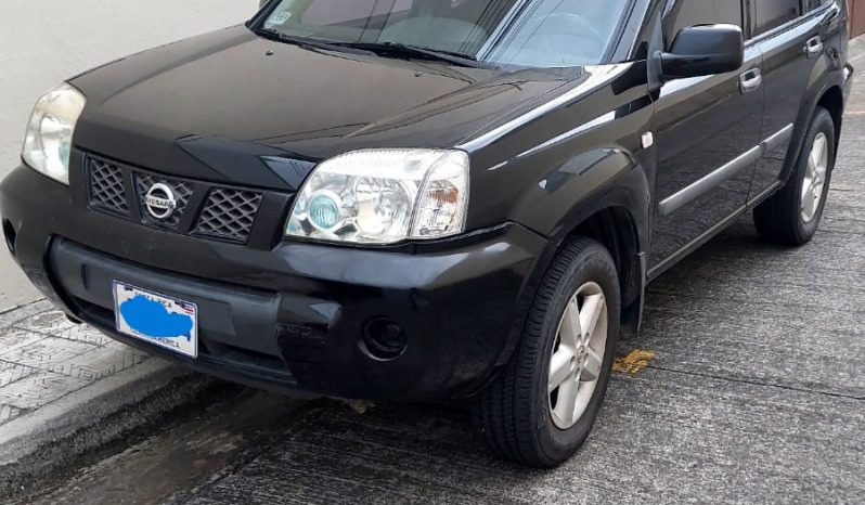 Excelente 2009 Nissan X-Trail lleno