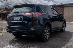 Excelente 2018 Toyota RAV4 lleno