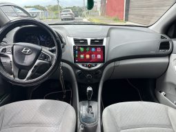 Muy Bueno 2012 Hyundai Accent lleno