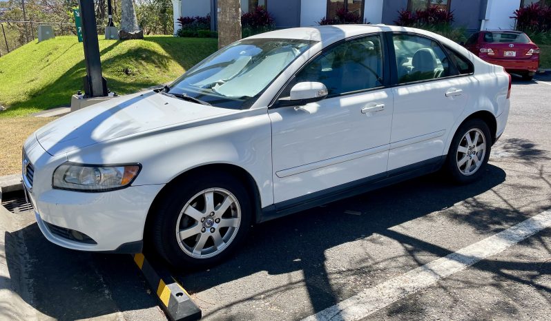 Muy Bueno 2009 Volvo S40 lleno