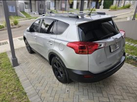 Excelente 2015 Toyota RAV4