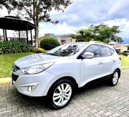 Excelente 2012 Hyundai Tucson lleno