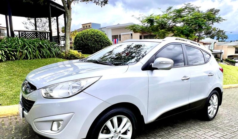 Excelente 2012 Hyundai Tucson lleno