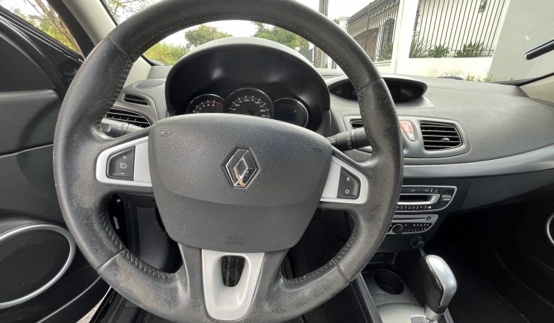 Muy Bueno 2013 Renault Mégane lleno