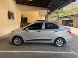 Excelente 2019 Hyundai i10 lleno