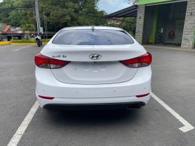 Excelente 2014 Hyundai Avante