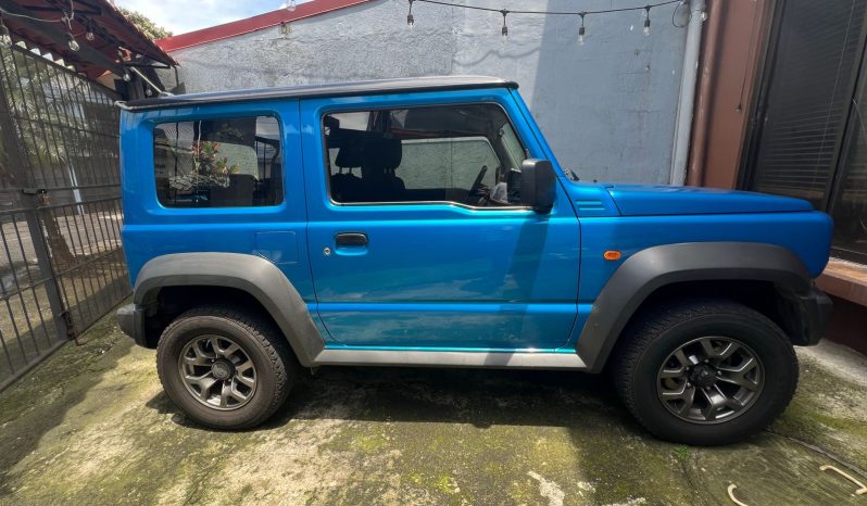 Excelente 2019 Suzuki Jimny lleno