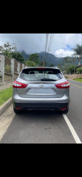 Excelente 2018 Nissan Qashqai