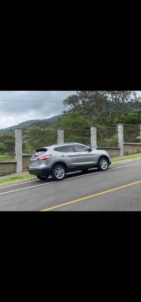 Excelente 2018 Nissan Qashqai