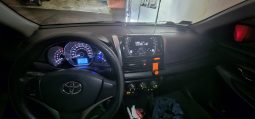 Excelente 2014 Toyota Yaris lleno