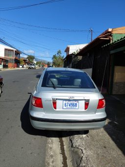 Muy Bueno 2005 Hyundai Elantra lleno