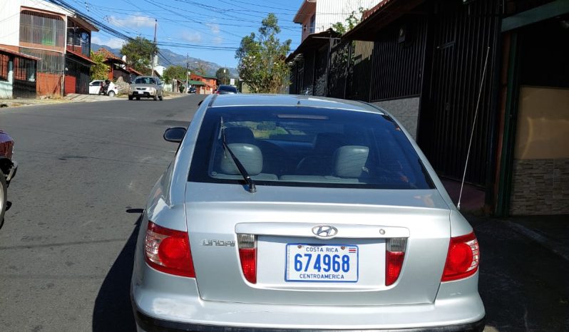 Muy Bueno 2005 Hyundai Elantra lleno