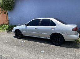 Bueno 1996 Nissan Sentra lleno