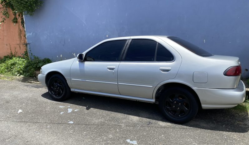 Bueno 1996 Nissan Sentra lleno