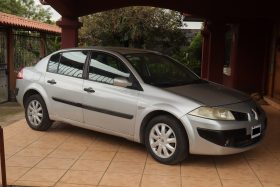 Muy Bueno 2008 Renault Mégane