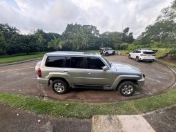 Excelente 2008 Nissan Patrol lleno