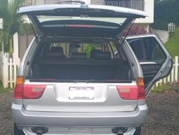 Excelente 2003 BMW X5 lleno