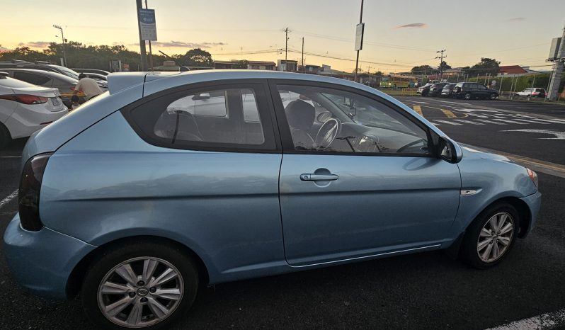 Excelente 2007 Hyundai Accent lleno