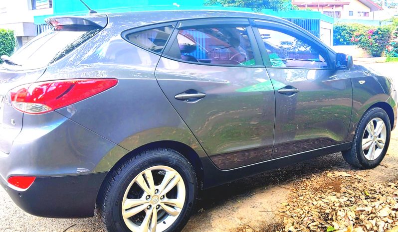 Excelente 2010 Hyundai Tucson lleno