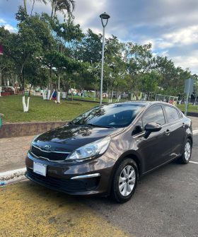 Excelente 2017 Kia K3