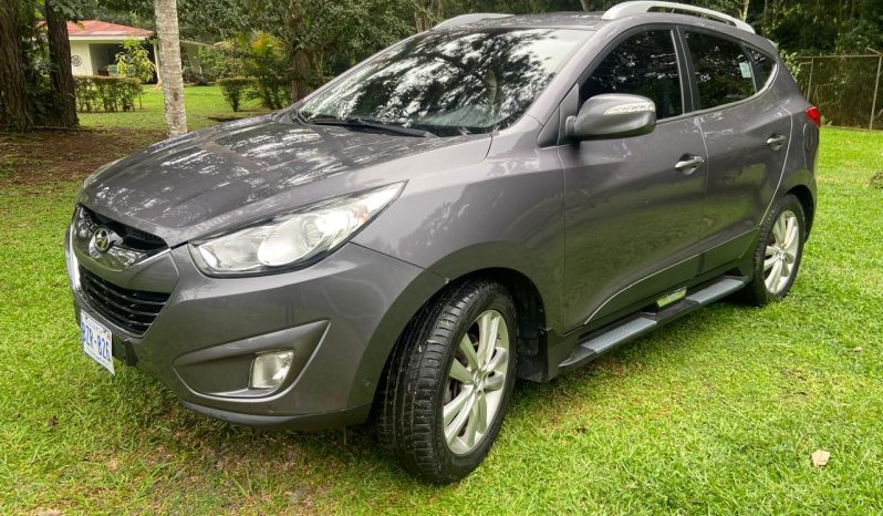 Excelente 2012 Hyundai Tucson lleno