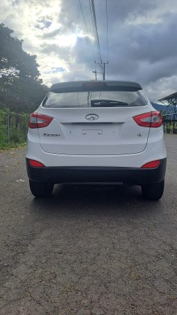 Excelente 2015 Hyundai Tucson lleno