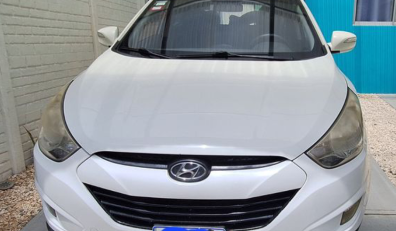 Muy Bueno 2013 Hyundai Tucson lleno