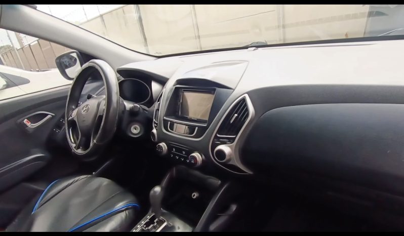 Muy Bueno 2013 Hyundai Tucson lleno