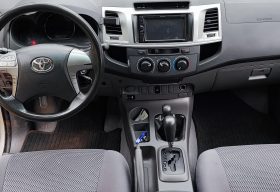Excelente 2013 Toyota Hilux