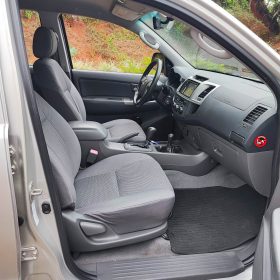 Excelente 2013 Toyota Hilux