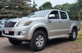 Excelente 2013 Toyota Hilux