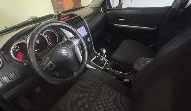 Excelente 2007 Suzuki Grand Vitara lleno